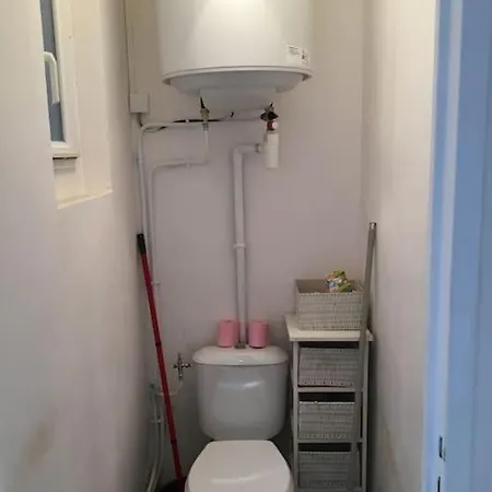 Flc-2 Rooms, 6p, Lift, Balconies, Quiet, Station 5 Mins